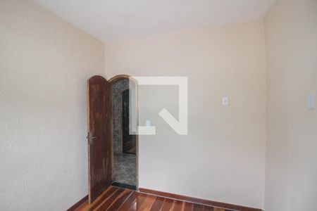 Quarto 1 de casa para alugar com 2 quartos, 55m² em Areia Branca, Belford Roxo