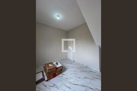 Quarto 1 de casa de condomínio para alugar com 2 quartos, 60m² em Vila Conde do Pinhal, São Paulo