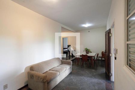 Sala de casa para alugar com 2 quartos, 7700m² em Ouro Preto, Belo Horizonte
