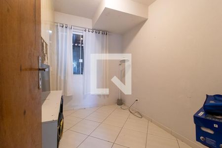 Quarto 1 de casa para alugar com 3 quartos, 80m² em Tatuquara, Curitiba