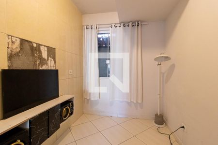 Quarto 1 de casa para alugar com 3 quartos, 80m² em Tatuquara, Curitiba