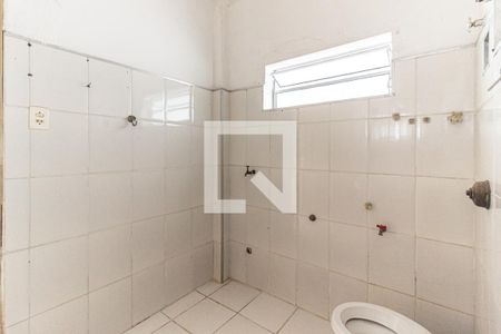 Banheiro de kitnet/studio para alugar com 1 quarto, 29m² em Santa Ifigênia, São Paulo
