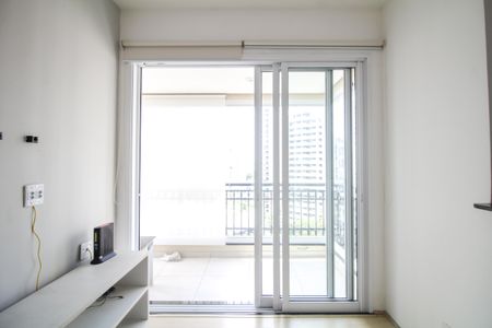 Varanda da Sala de kitnet/studio à venda com 1 quarto, 40m² em Vila Regente Feijó, São Paulo