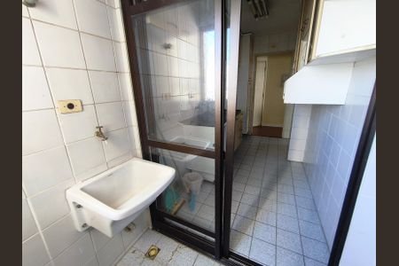 Apartamento para alugar com 67m², 3 quartos e 1 vaga Apartamento para alugar com 67m², 3 quartos e 1 vagaÁrea de Serviço