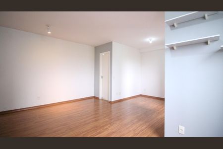 Studio de kitnet/studio para alugar com 1 quarto, 35m² em Quinta da Paineira, São Paulo