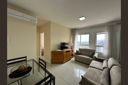 Sala de apartamento para alugar com 1 quarto, 40m² em Melville Empresarial Ii, Barueri