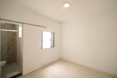 Casa à venda com 112m², 2 quartos e 1 vaga Casa à venda com 112m², 2 quartos e 1 vagaSuíte