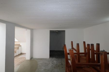 Casa à venda com 112m², 2 quartos e 1 vaga Casa à venda com 112m², 2 quartos e 1 vagaQuintal - Churrasqueira - Area de Serviço