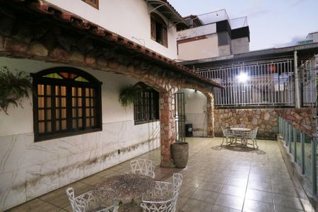 Varanda da Sala de casa para alugar com 3 quartos, 360m² em Ipiranga, Belo Horizonte