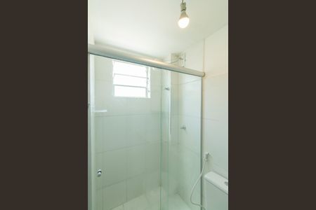 Banheiro do Suíte 1 de apartamento à venda com 3 quartos, 70m² em Paquetá, Belo Horizonte