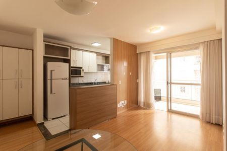 Sala de apartamento para alugar com 2 quartos, 60m² em Cidade Industrial, Curitiba