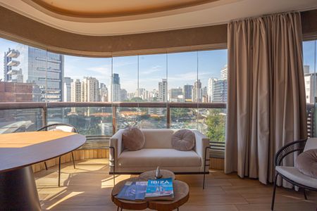 Studio para alugar com 50m², 1 quarto e 2 vagas Studio para alugar com 50m², 1 quarto e 2 vagasVaranda