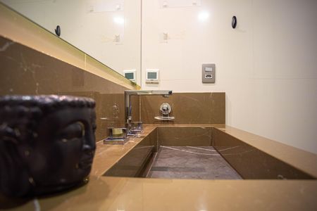 Studio para alugar com 50m², 1 quarto e 2 vagas Studio para alugar com 50m², 1 quarto e 2 vagasBanheiro Social