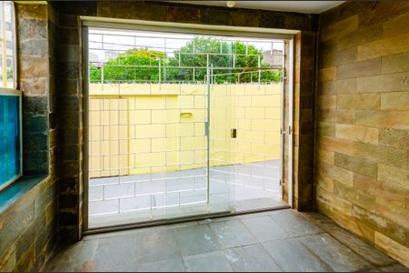 Varanda de casa para alugar com 3 quartos, 120m² em Salgado Filho, Belo Horizonte