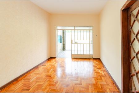 Sala de casa para alugar com 3 quartos, 120m² em Salgado Filho, Belo Horizonte