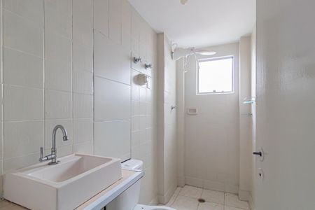 Banheiro Social de apartamento para alugar com 1 quarto, 52m² em Vila Londrina, São Paulo