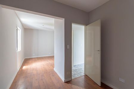 Quarto 1 de apartamento para alugar com 1 quarto, 52m² em Vila Londrina, São Paulo