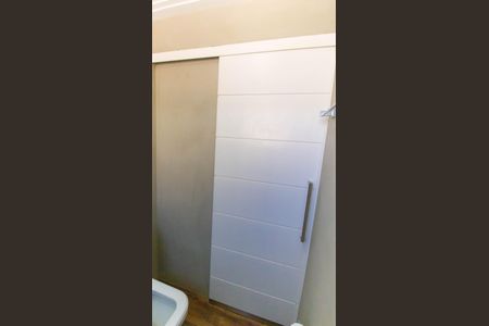 Apartamento à venda com 100m², 1 quarto e 2 vagas Apartamento à venda com 100m², 1 quarto e 2 vagasBanheiro da Suite