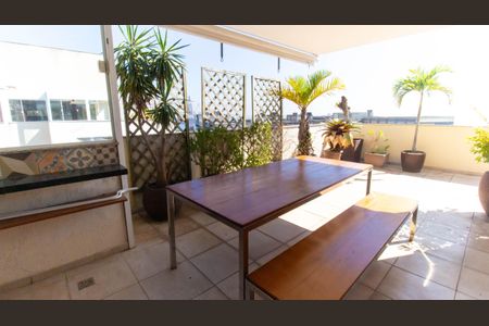 Apartamento à venda com 100m², 1 quarto e 2 vagas Apartamento à venda com 100m², 1 quarto e 2 vagasEspaço Gourmet/Cobertura