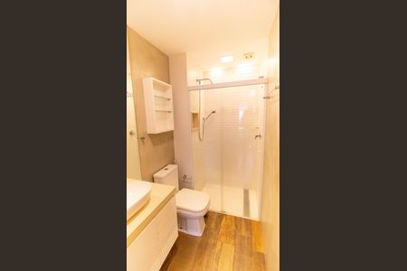 Apartamento à venda com 100m², 1 quarto e 2 vagas Apartamento à venda com 100m², 1 quarto e 2 vagasBanheiro Social