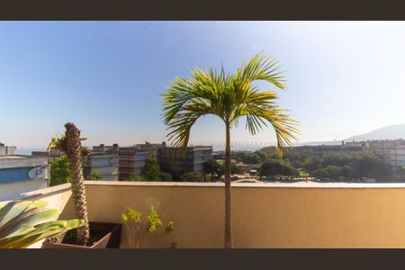 Apartamento à venda com 100m², 1 quarto e 2 vagas Apartamento à venda com 100m², 1 quarto e 2 vagasSacada