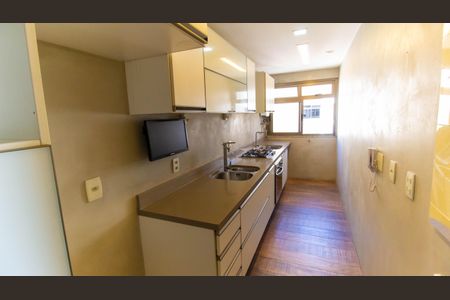 Apartamento à venda com 100m², 1 quarto e 2 vagas Apartamento à venda com 100m², 1 quarto e 2 vagasCozinha