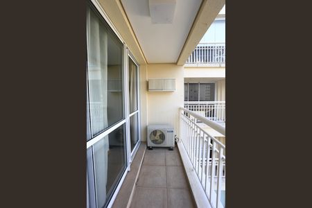 Varanda de kitnet/studio para alugar com 1 quarto, 38m² em Jardim Ampliação, São Paulo