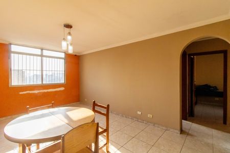 Sala de apartamento para alugar com 2 quartos, 70m² em Vila das Palmeiras, Guarulhos