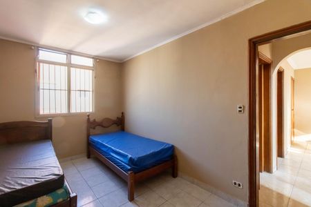 Quarto 2 de apartamento para alugar com 2 quartos, 70m² em Vila das Palmeiras, Guarulhos