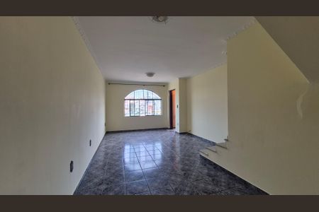 Sala de casa à venda com 3 quartos, 120m² em Jardim Santo Antônio, Santo André