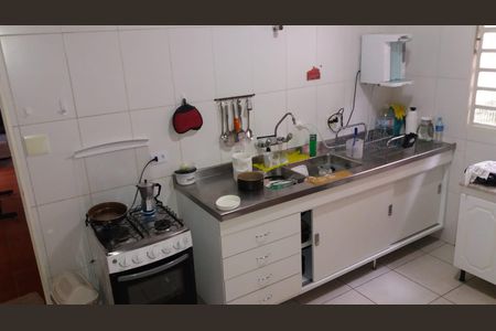 Casa à venda com 400m², 3 quartos e 3 vagas Casa à venda com 400m², 3 quartos e 3 vagasCozinha