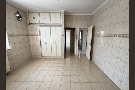 Casa à venda com 499m², 5 quartos e 8 vagas Casa à venda com 499m², 5 quartos e 8 vagasCozinha