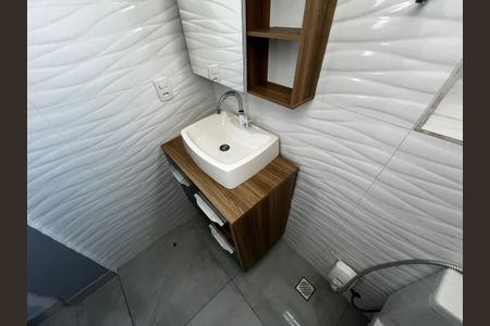 Casa à venda com 499m², 5 quartos e 8 vagas Casa à venda com 499m², 5 quartos e 8 vagasBanheiro da Suíte 3