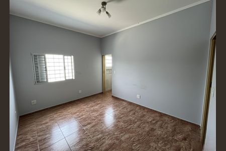 Casa à venda com 499m², 5 quartos e 8 vagas Casa à venda com 499m², 5 quartos e 8 vagasQuarto Suíte 2