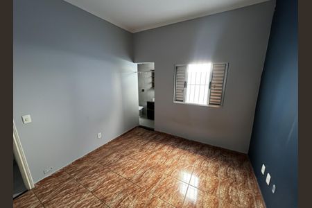 Casa à venda com 499m², 5 quartos e 8 vagas Casa à venda com 499m², 5 quartos e 8 vagasQuarto Suíte 1