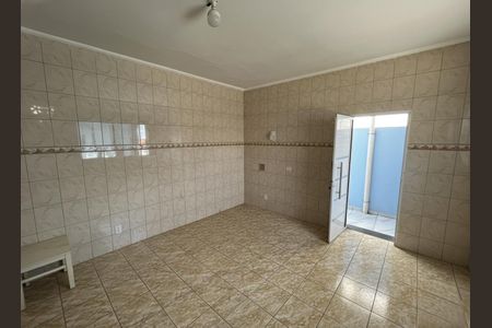 Casa à venda com 499m², 5 quartos e 8 vagas Casa à venda com 499m², 5 quartos e 8 vagasCozinha