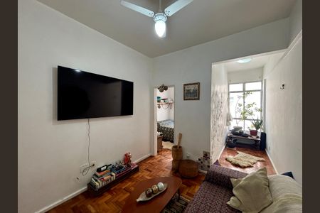 Sala de apartamento para alugar com 2 quartos, 55m² em Copacabana, Rio de Janeiro