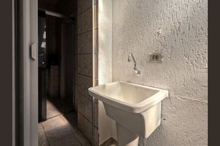 Casa para alugar com 40m², 1 quarto e sem vaga Casa para alugar com 40m², 1 quarto e sem vagaÁrea de Serviço