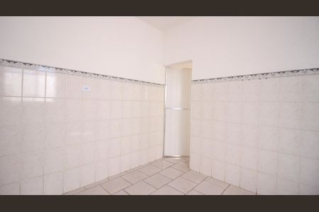 Sala/Cozinha de casa para alugar com 1 quarto, 40m² em Vila Darli, São Paulo