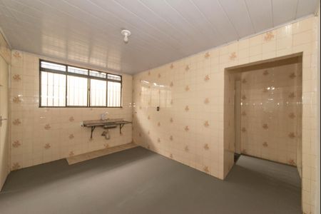 Casa à venda com 236m², 5 quartos e 2 vagas Casa à venda com 236m², 5 quartos e 2 vagasSala/Cozinha -Casa 1