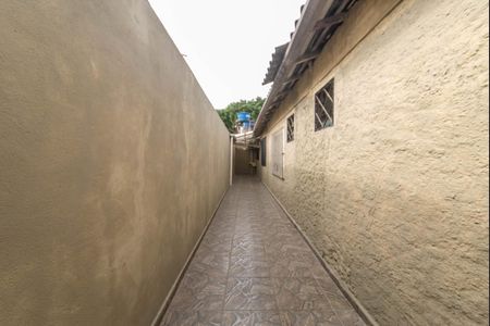 Casa à venda com 236m², 5 quartos e 2 vagas Casa à venda com 236m², 5 quartos e 2 vagasÁrea comum - corredor -Casa 1