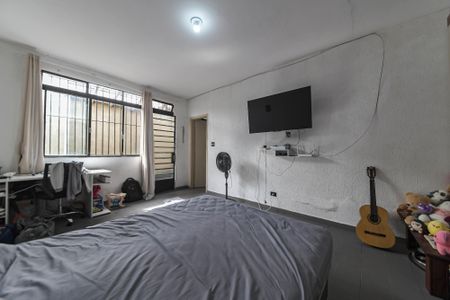 Casa à venda com 236m², 5 quartos e 2 vagas Casa à venda com 236m², 5 quartos e 2 vagasQuarto -Casa 2