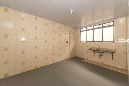 Casa à venda com 236m², 5 quartos e 2 vagas Casa à venda com 236m², 5 quartos e 2 vagasSala/Cozinha -Casa 1