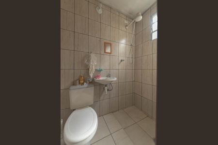 Casa à venda com 236m², 5 quartos e 2 vagas Casa à venda com 236m², 5 quartos e 2 vagasBanheiro de Serviço - Casa 1