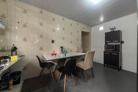 Casa à venda com 236m², 5 quartos e 2 vagas Casa à venda com 236m², 5 quartos e 2 vagasSala/Cozinha -Casa 2