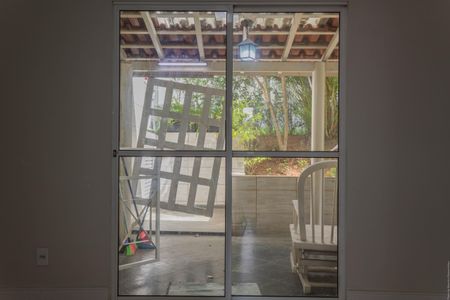 Sala de casa de condomínio à venda com 3 quartos, 80m² em Suiço, São Bernardo do Campo