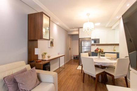 Sala de apartamento para alugar com 2 quartos, 60m² em Bacacheri, Curitiba