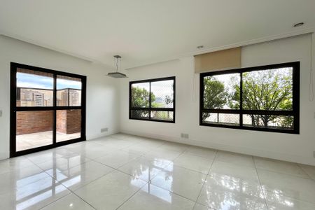 Sala de apartamento para alugar com 3 quartos, 241m² em Vila Mascote, São Paulo