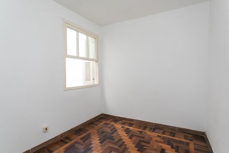 Quarto 2 de apartamento para alugar com 2 quartos, 76m² em São João, Porto Alegre