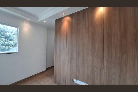 Sala de apartamento à venda com 2 quartos, 90m² em Jardim Santo Antônio, Santo André
